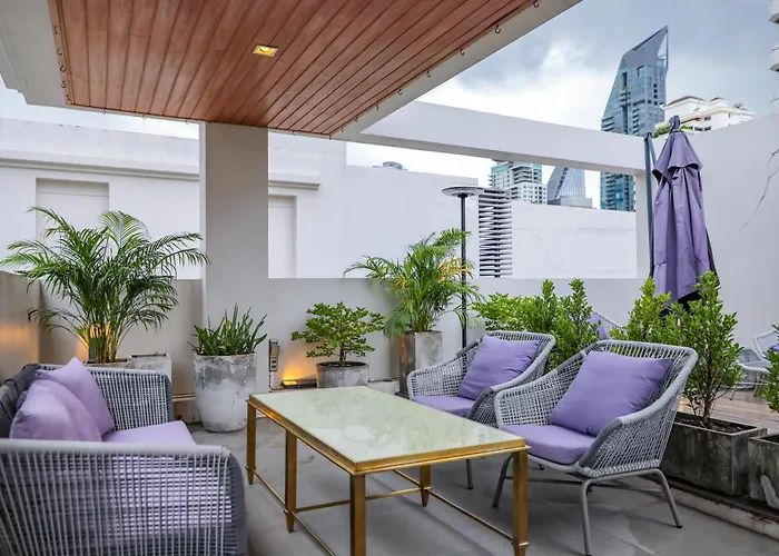 Sukhumvit-thonglor Luxury Pool Club 5 Mins To Bts 素坤逸-通羅 豪華會所泳池別墅 5分鐘到達地鐵 * 방콕