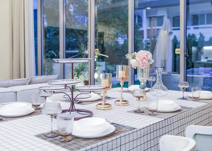 빌라 Sukhumvit-thonglor Luxury Pool Club 5 Mins To Bts 素坤逸-通羅 豪華會所泳池別墅 5分鐘到達地鐵