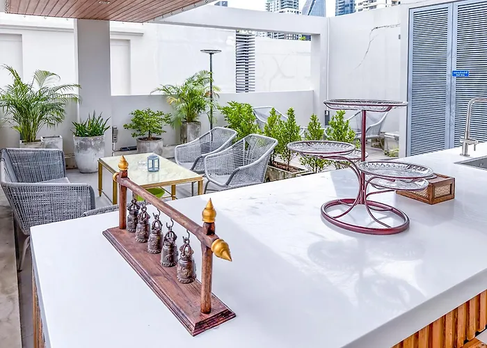 Sukhumvit-thonglor Luxury Pool Club 5 Mins To Bts 素坤逸-通羅 豪華會所泳池別墅 5分鐘到達地鐵 방콕