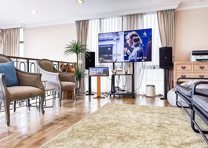 빌라 Sukhumvit-thonglor Luxury Pool Club 5 Mins To Bts 素坤逸-通羅 豪華會所泳池別墅 5分鐘到達地鐵 *